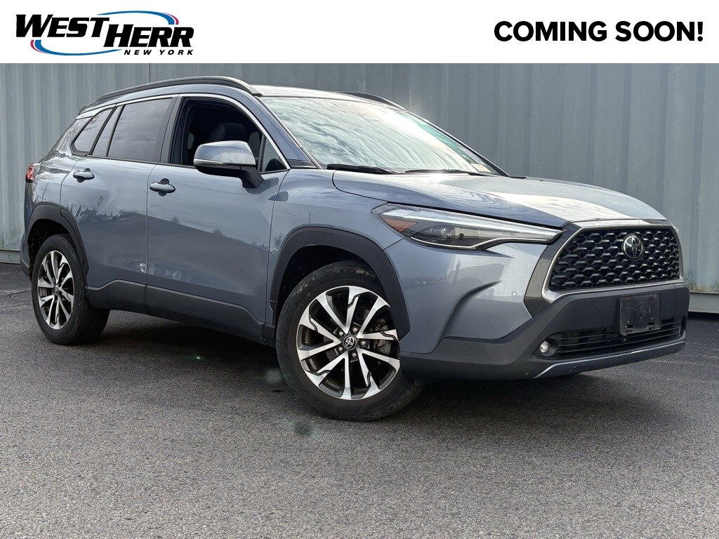 Used 2023 Toyota Corolla Cross XLE SUV