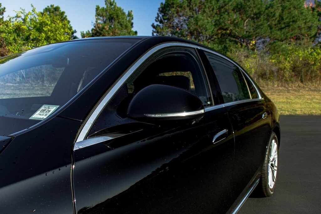 2023 Mercedes Benz S 580 4MATIC photo 2