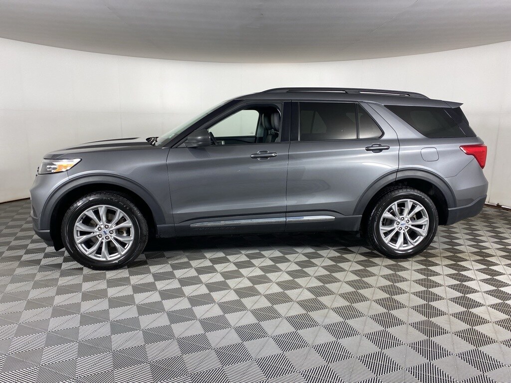 2023 Ford Explorer XLT photo 4