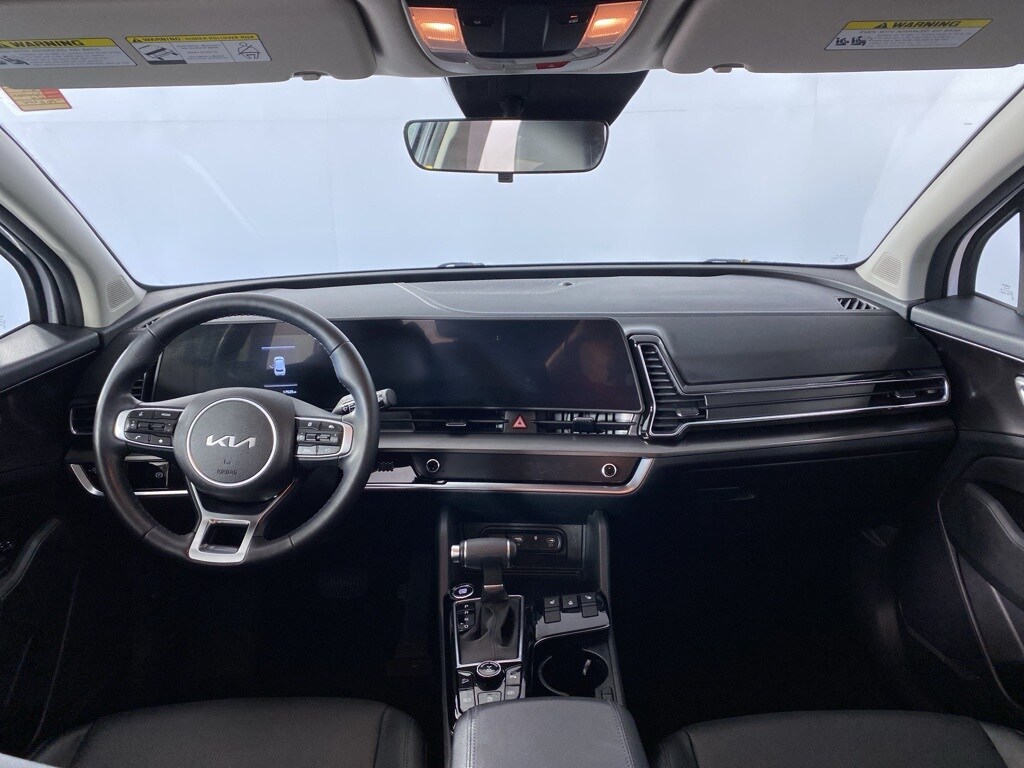 2023 Kia Sportage EX photo 2