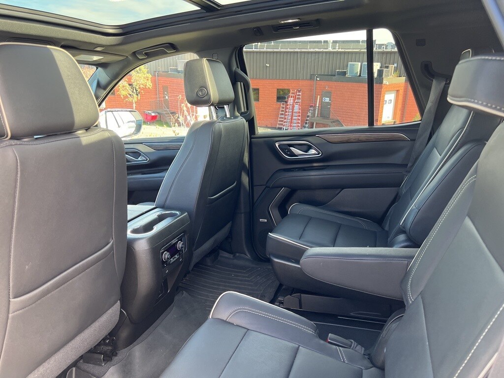 2023 Chevrolet Tahoe Premier photo 4