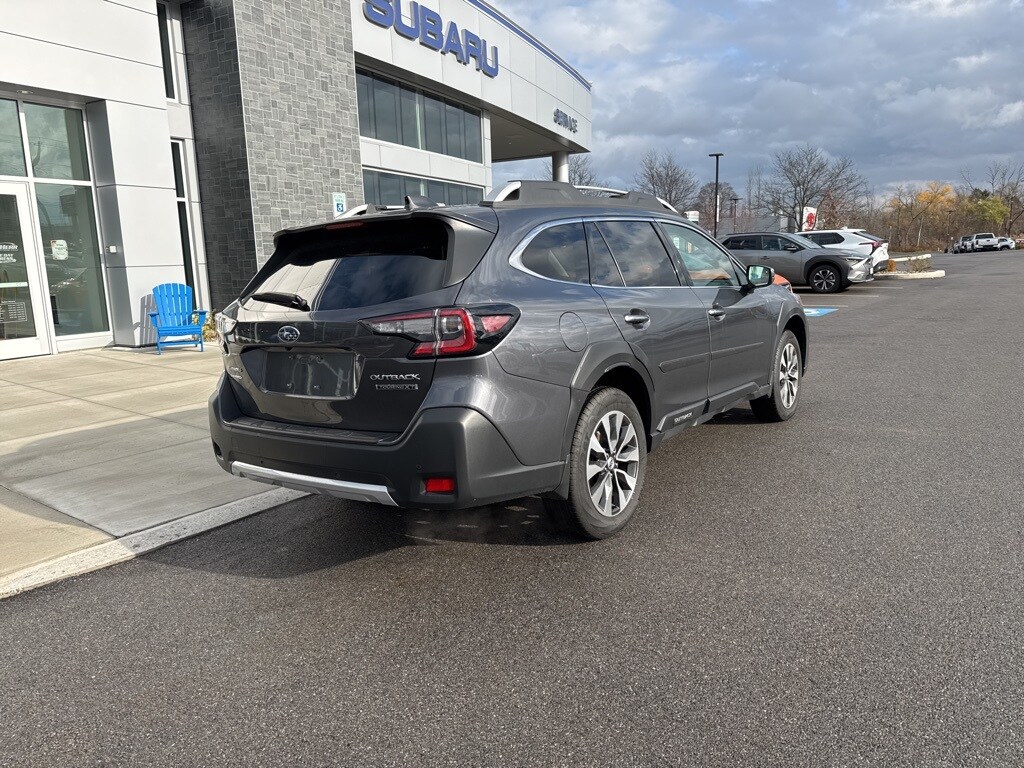 Used 2025 Subaru Outback Touring XT SUV