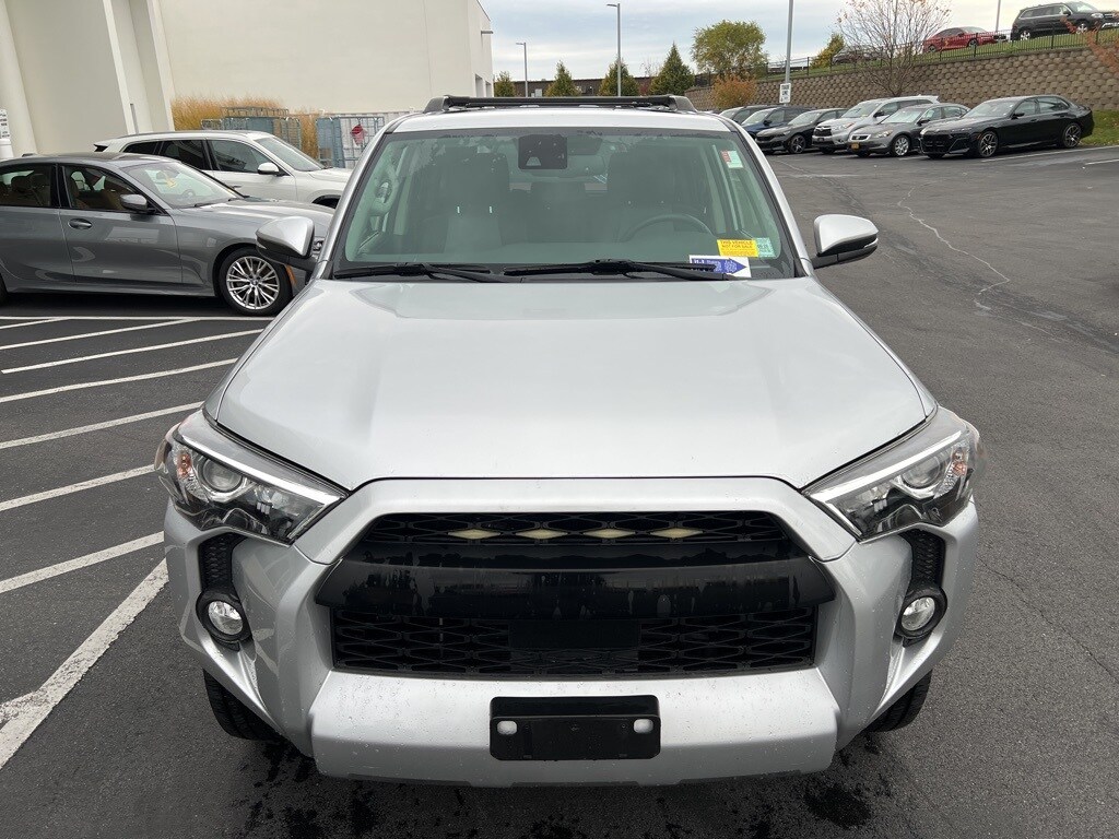 2020 Toyota 4Runner Base photo 3