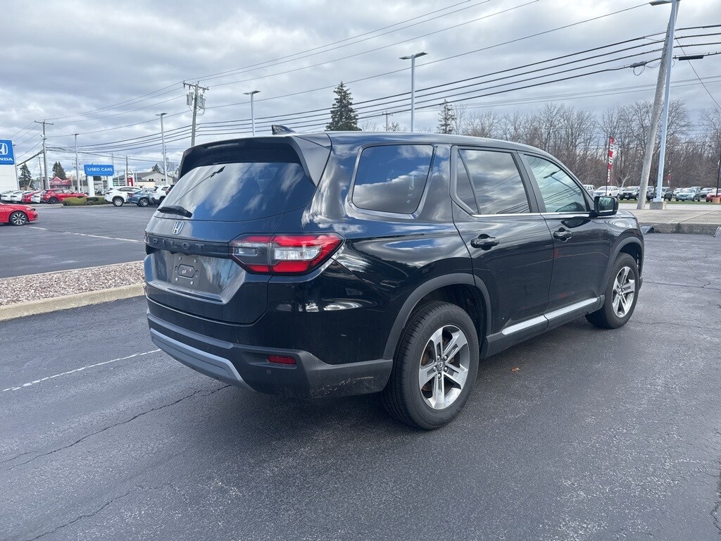 Used 2023 Honda Pilot EX-L 8 Passenger SUV