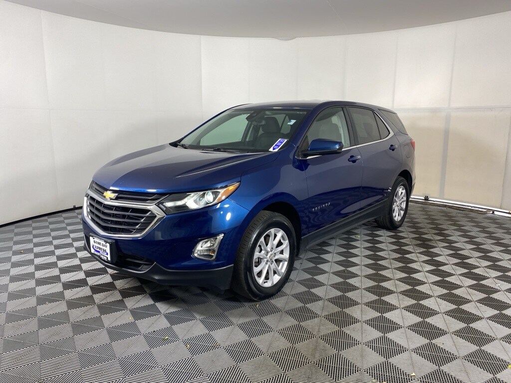 2020 Chevrolet Equinox LT photo 3