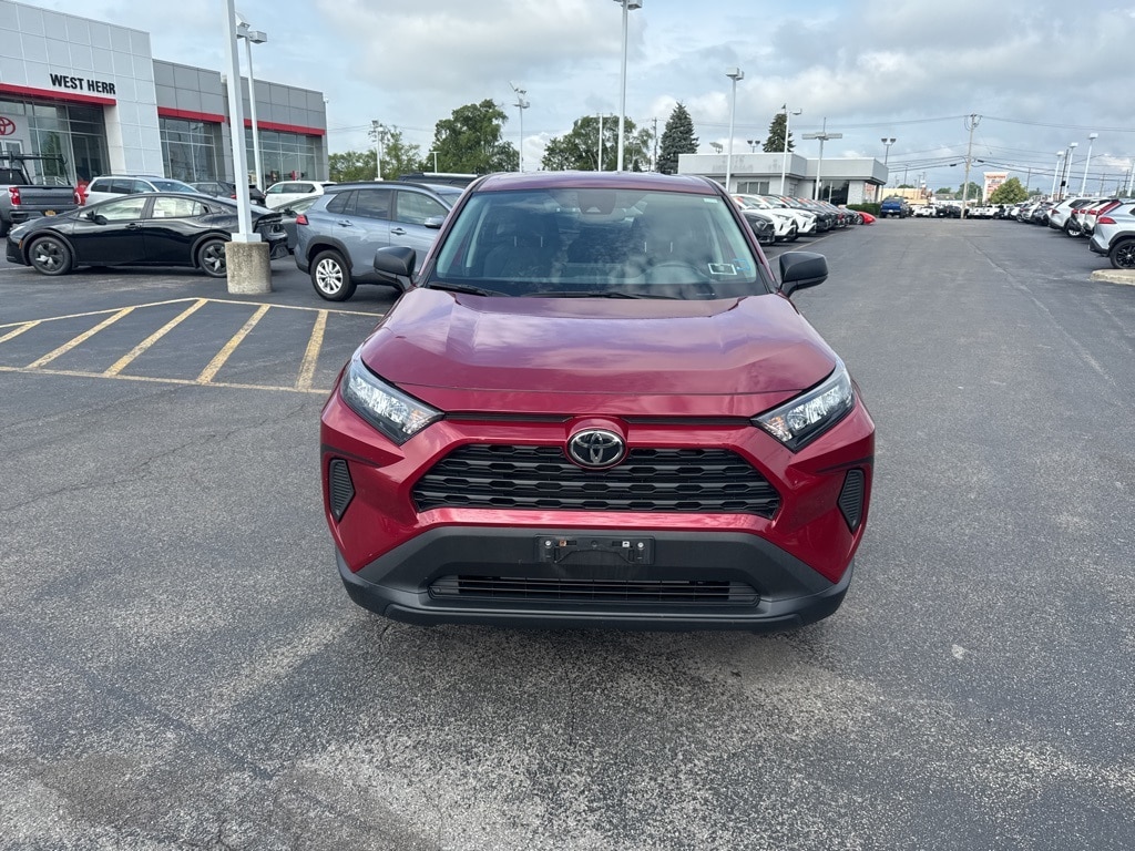 Used 2022 Toyota RAV4 LE with VIN 2T3F1RFVXNW310173 for sale in Kansas City