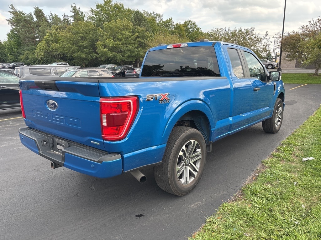 2021 Ford F-150 XL photo 3