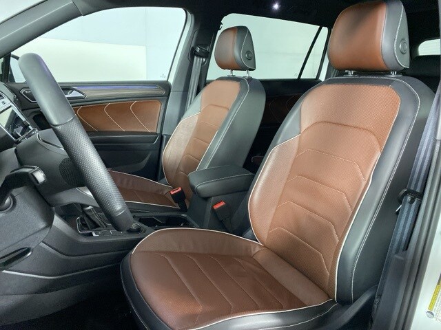 2024 Volkswagen Tiguan SEL R-Line Black photo 4