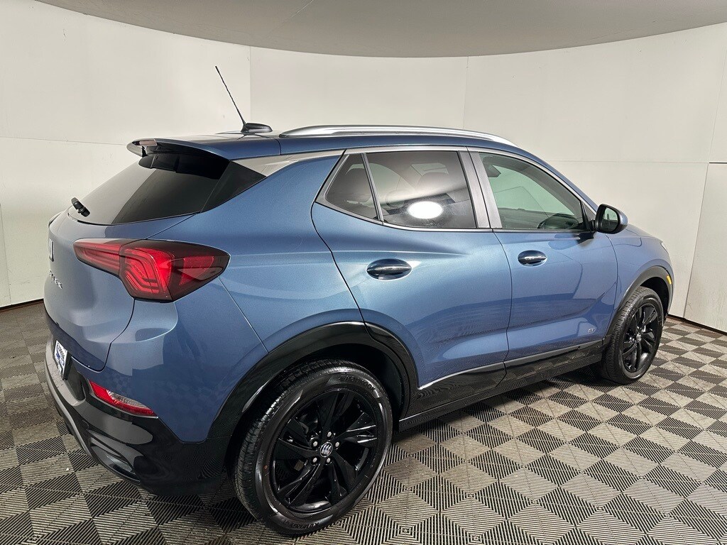 2025 Buick Encore GX Sport Touring photo 3