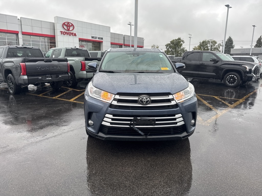 Used 2018 Toyota Highlander XLE V6 SUV