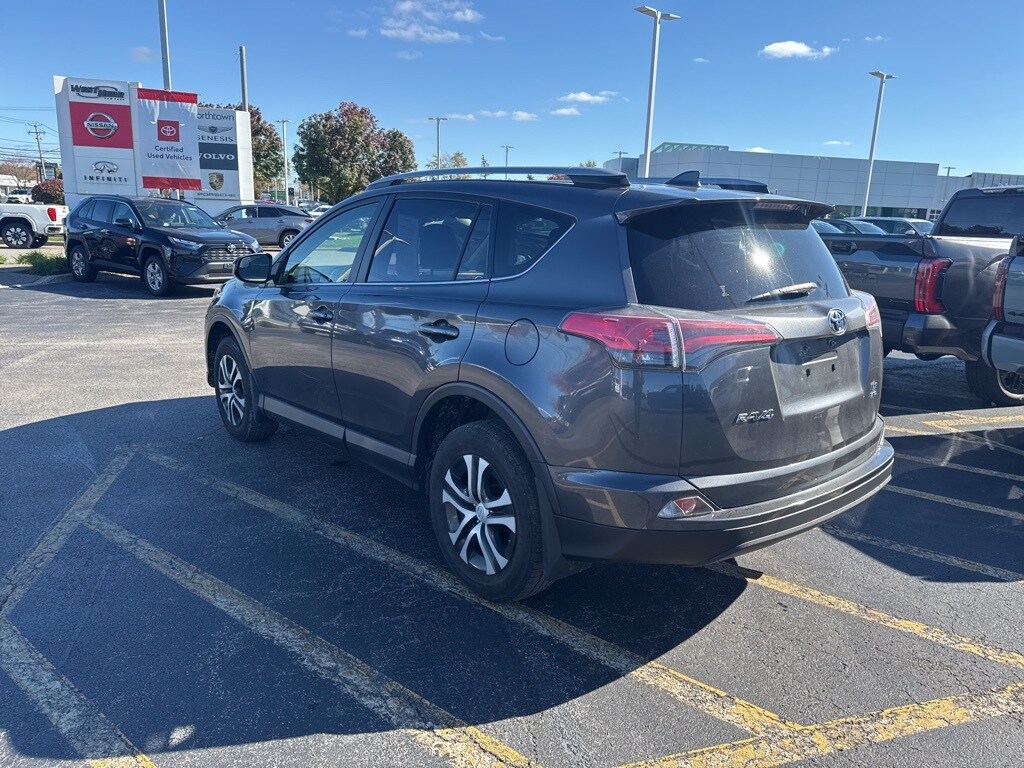 Used 2018 Toyota RAV4 LE SUV