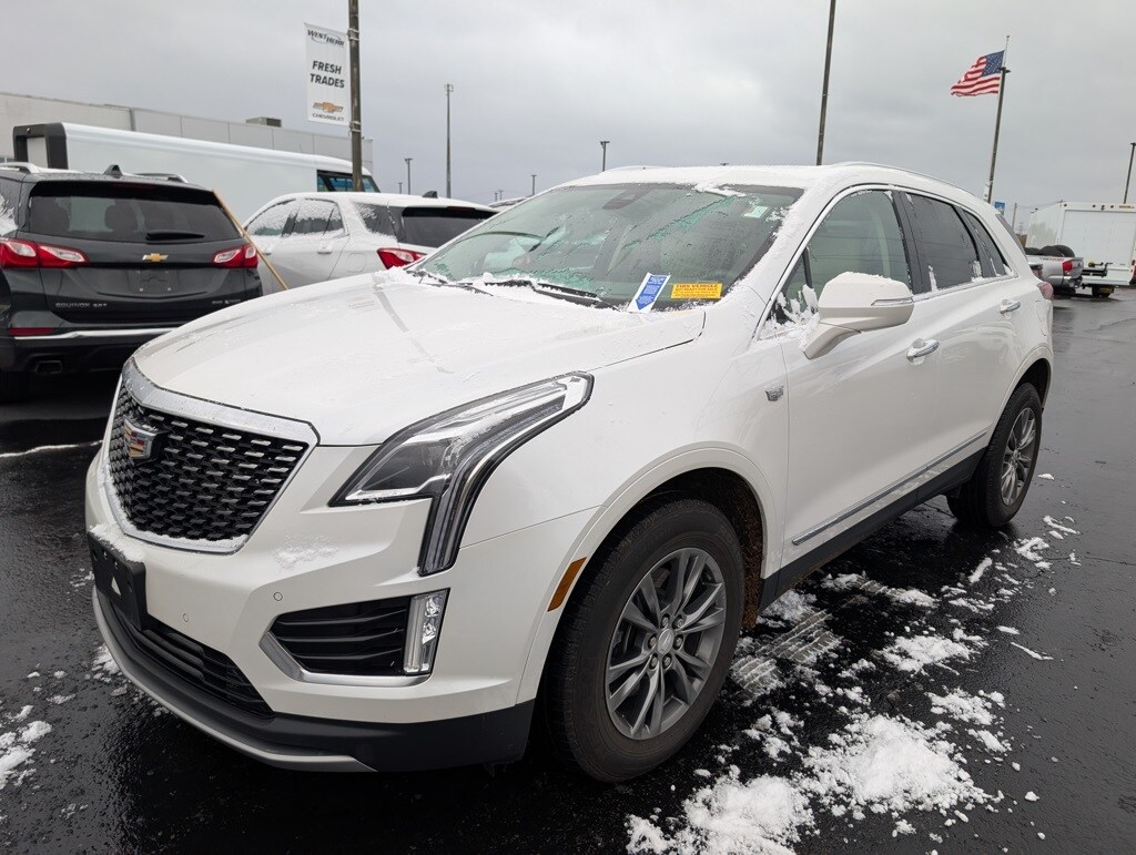 2021 Cadillac XT5 Premium Luxury photo 3