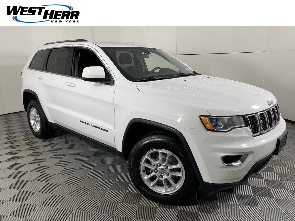 2020 Jeep Grand Cherokee Laredo's photo