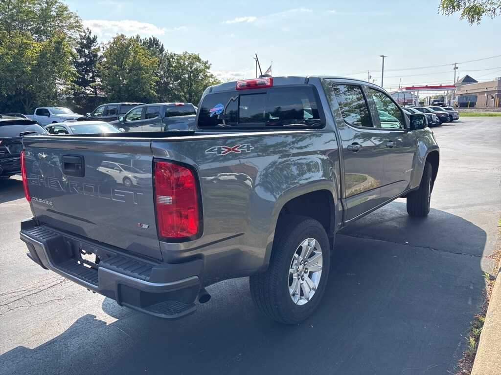 2022 Chevrolet Colorado LT photo 3