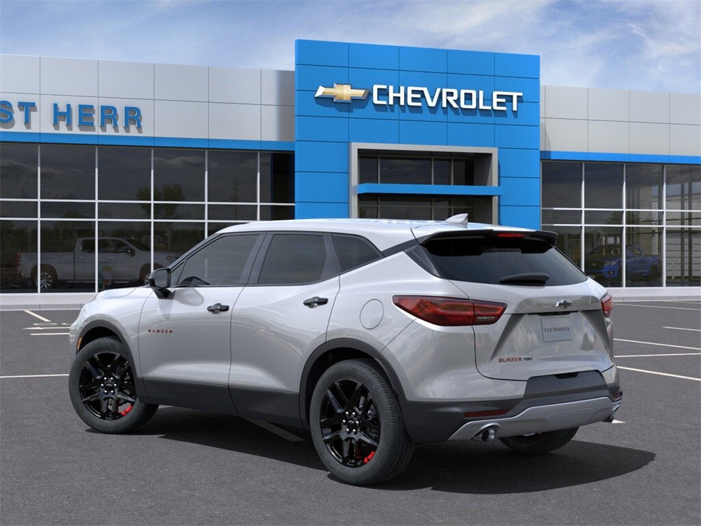 2025 Chevrolet Blazer 2LT photo 3