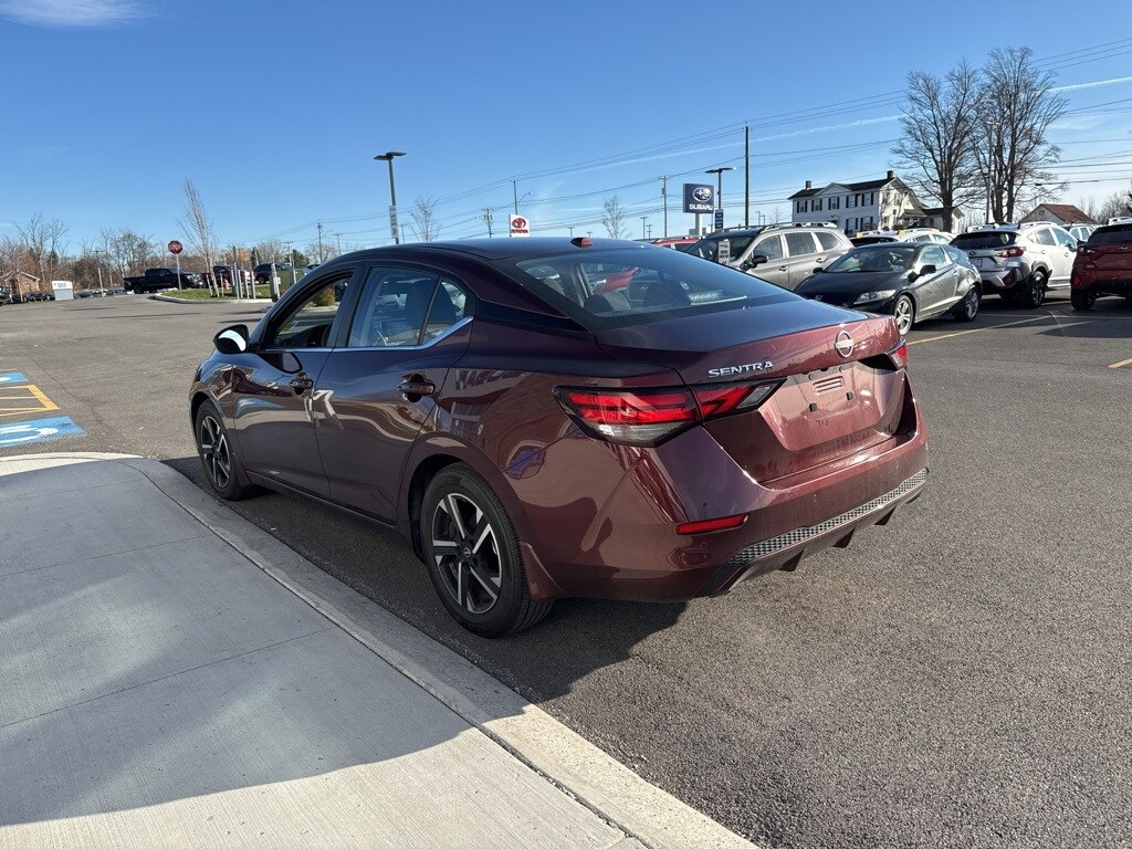 2025 Nissan Sentra SV photo 2