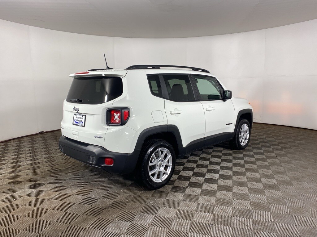 Used 2022 Jeep Renegade Latitude SUV
