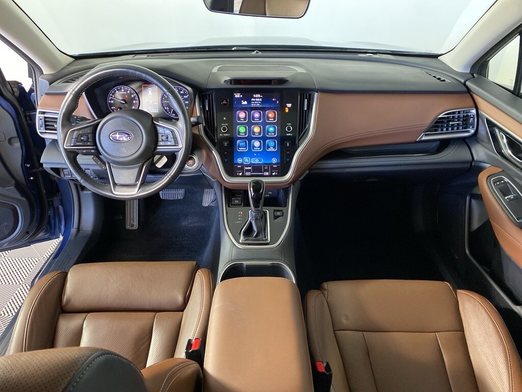 2022 Subaru Outback Touring photo 2