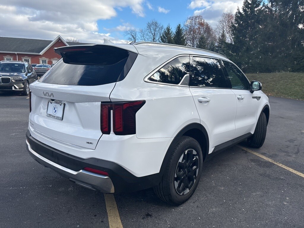 Used 2024 Kia Sorento S SUV