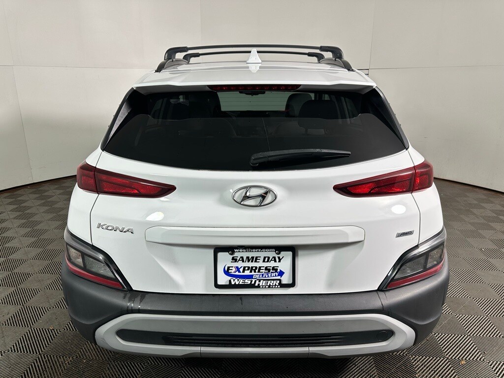 2023 Hyundai Kona SEL photo 3
