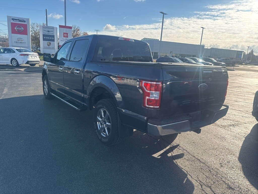 2019 Ford F-150 XLT photo 2