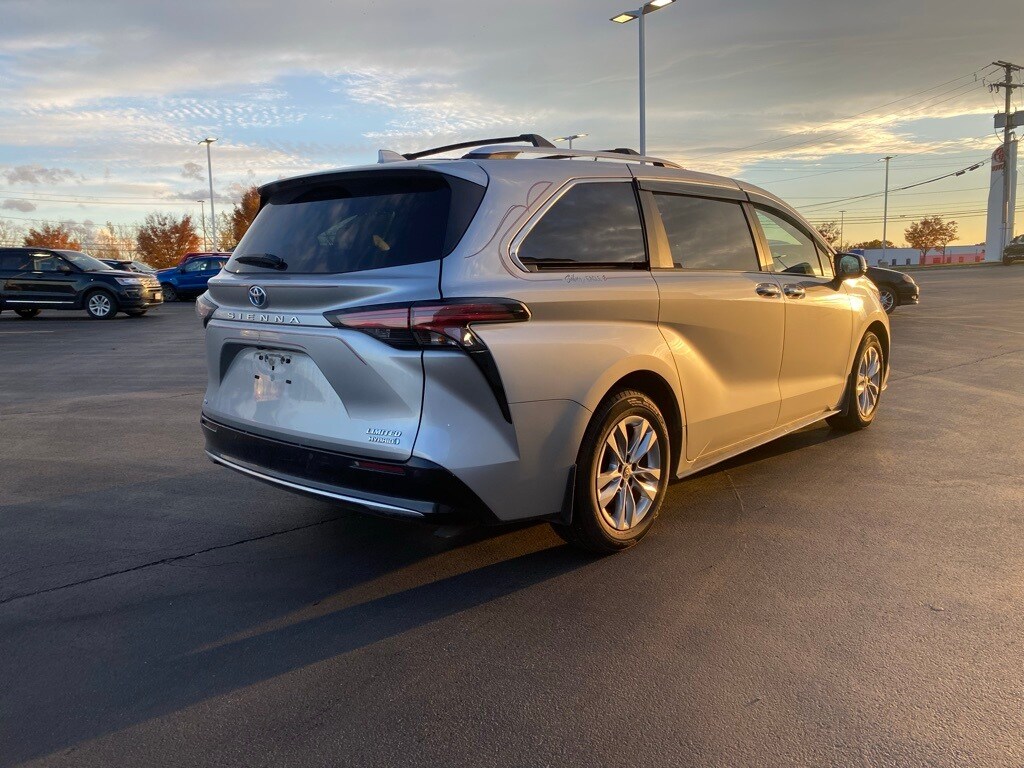 Used 2023 Toyota Sienna Limited 7 Passenger Van Passenger Van