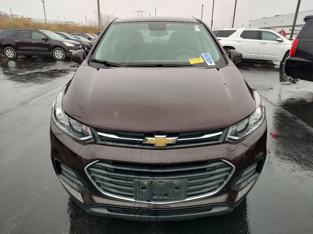 Used 2021 Chevrolet Trax LS with VIN KL7CJNSB0MB328709 for sale in Bowmansville, NY