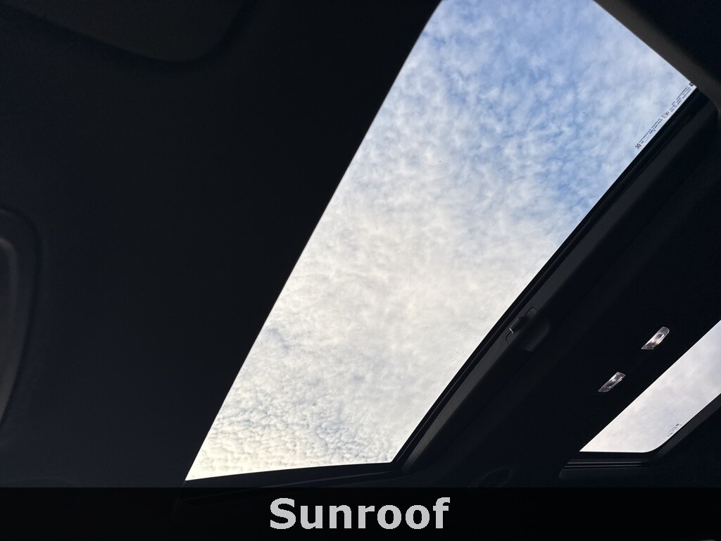 Used 2023 Chevrolet Traverse RS SUV