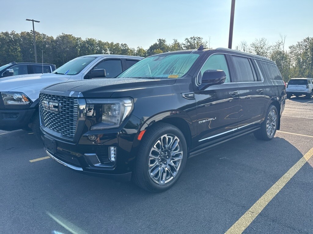 2023 Gmc Yukon XL Denali Ultimate photo 2
