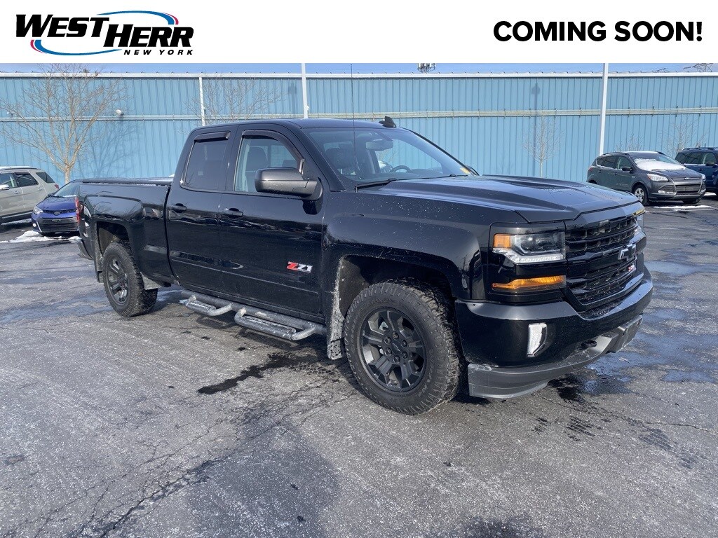 Used 2017 Chevrolet Silverado 1500 LT w/1LT Truck Double Cab