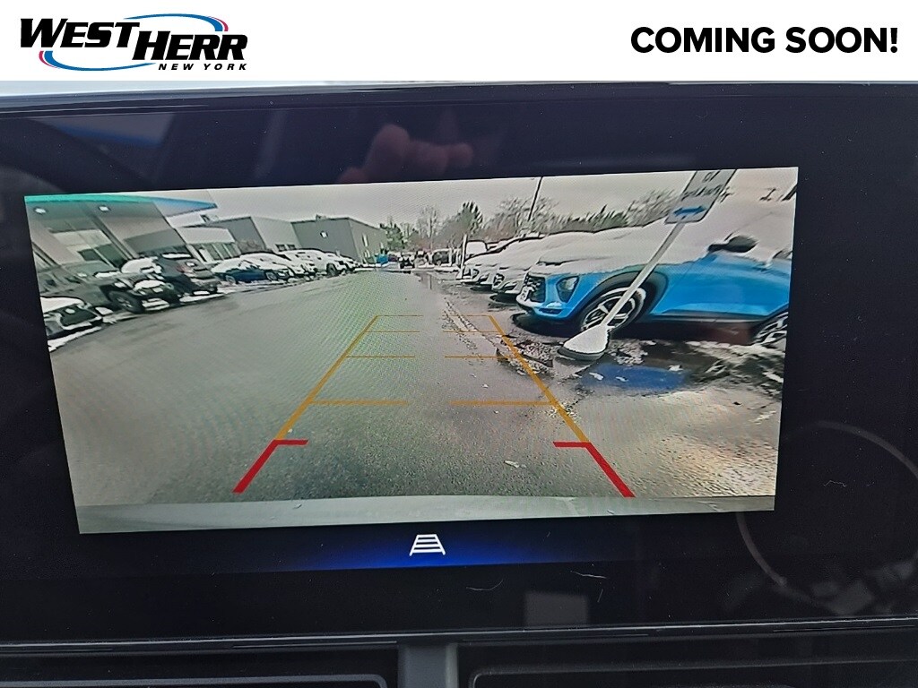 Used 2024 Chevrolet Trax LT SUV