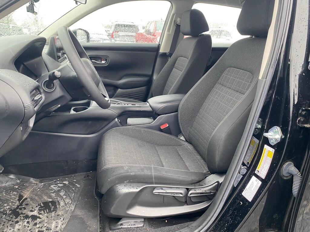 Used 2023 Honda HR-V LX AWD SUV