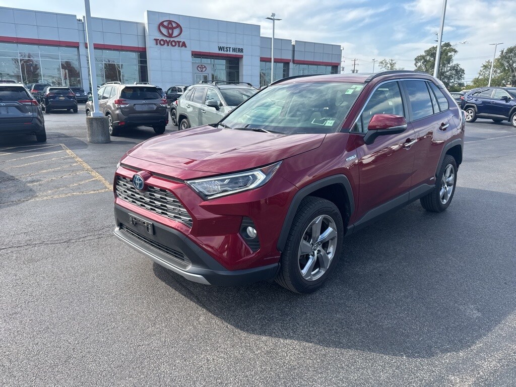 2020 Toyota RAV4 Hybrid Limited photo 3