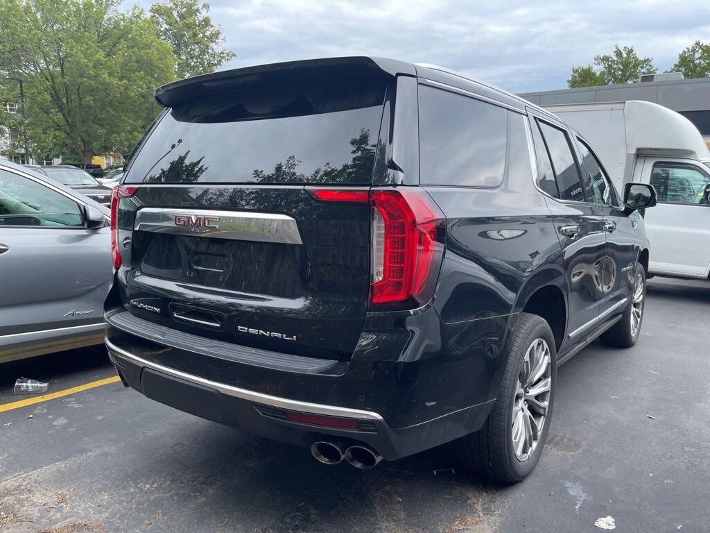 2021 Gmc Yukon Denali photo 2