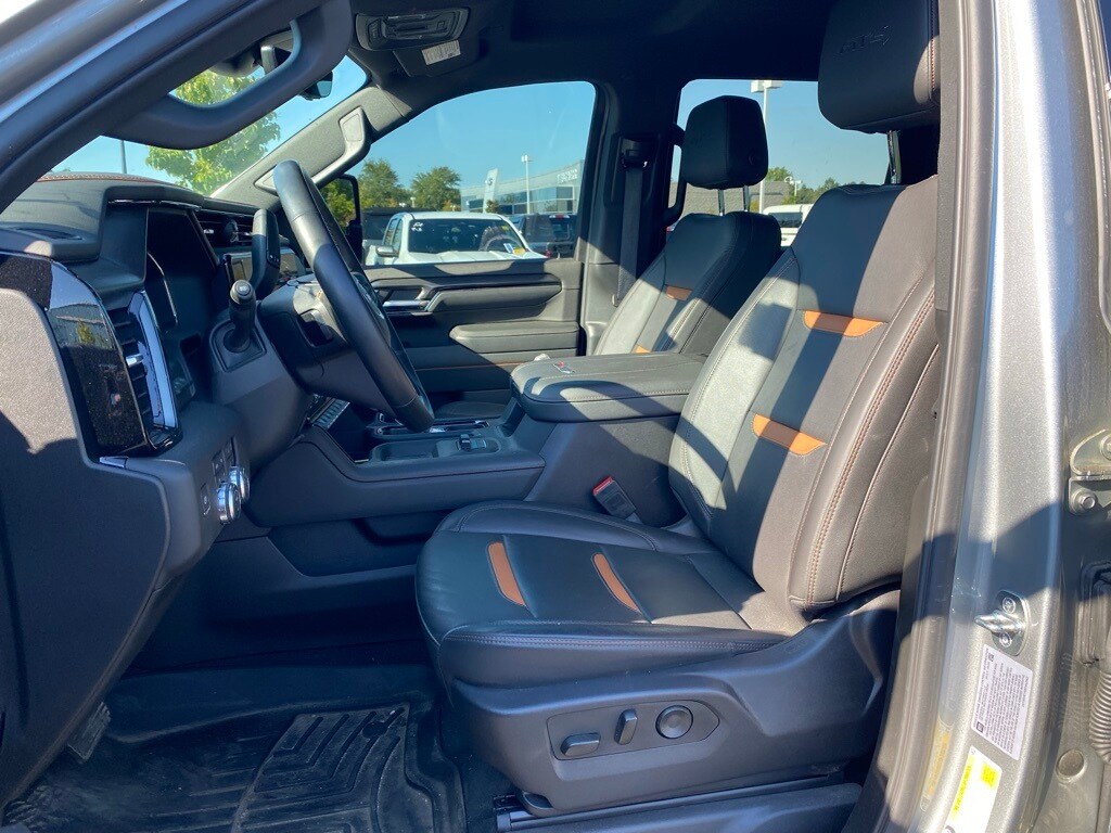 2024 Gmc Sierra 3500 HD AT4 photo 2