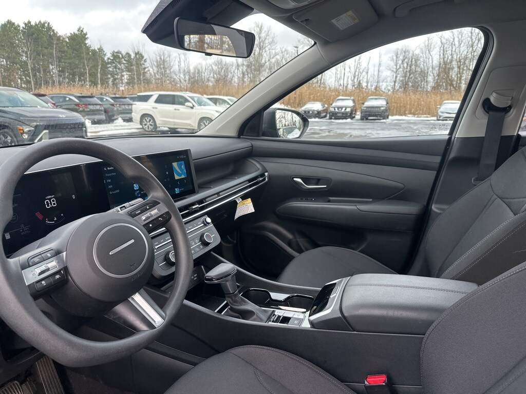 Certified 2025 Hyundai Tucson SE SUV