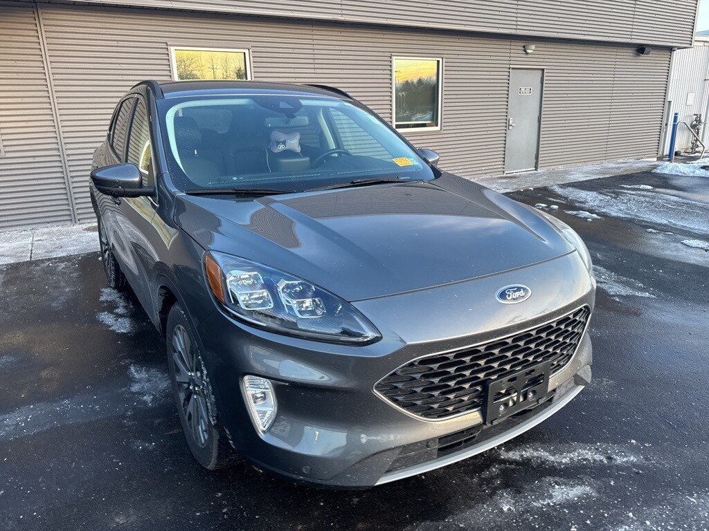 Certified 2022 Ford Escape Titanium SUV