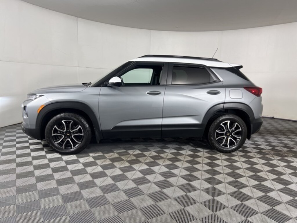 Used 2023 Chevrolet Trailblazer ACTIV SUV