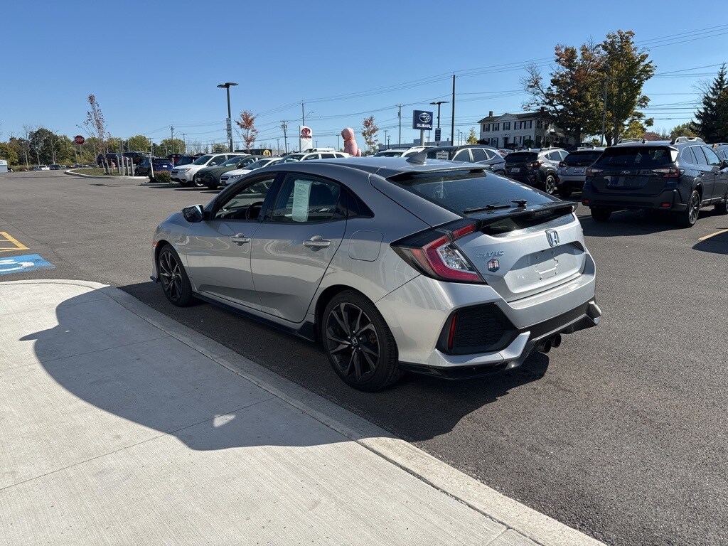 2018 Honda Civic Sport Hatchback photo 3