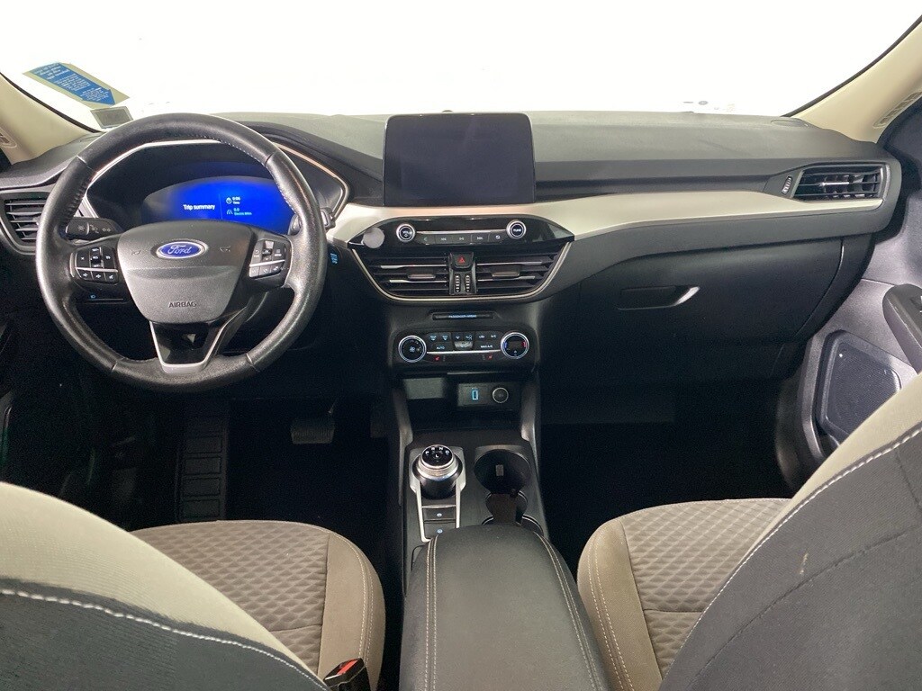 2020 Ford Escape SE Sport Hybrid photo 2