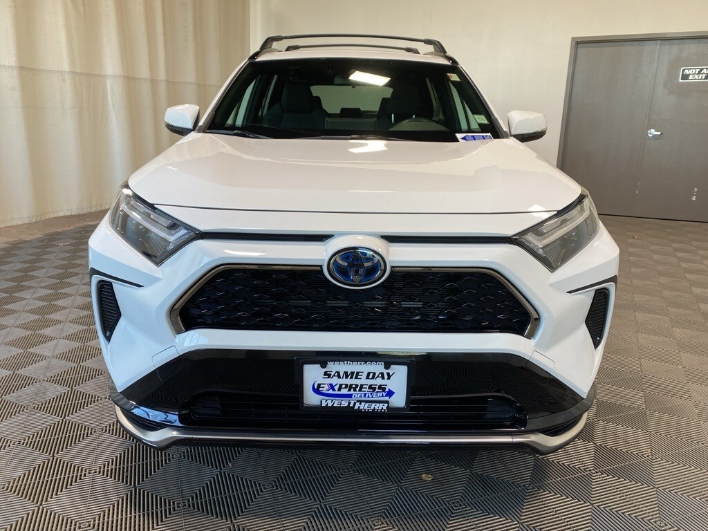 2023 Toyota RAV4 Prime SE photo 3