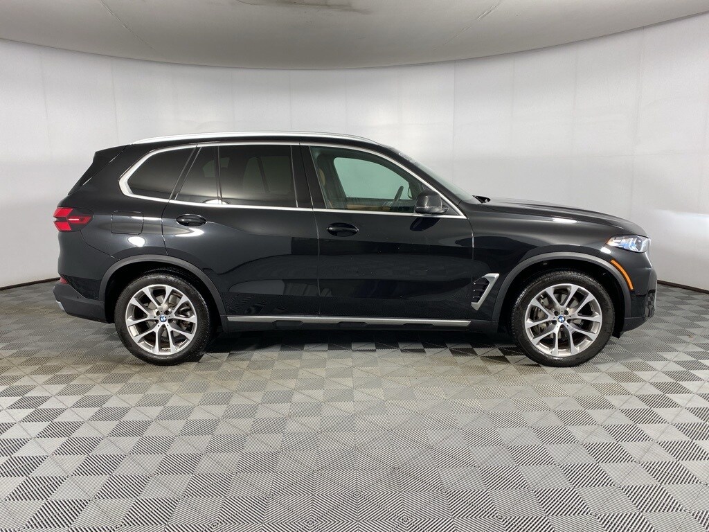 2024 Bmw X5 xDrive40i photo 2