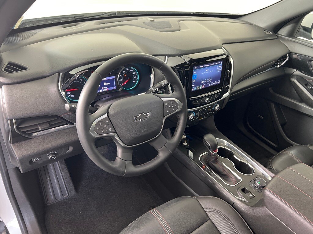 Used 2023 Chevrolet Traverse RS SUV