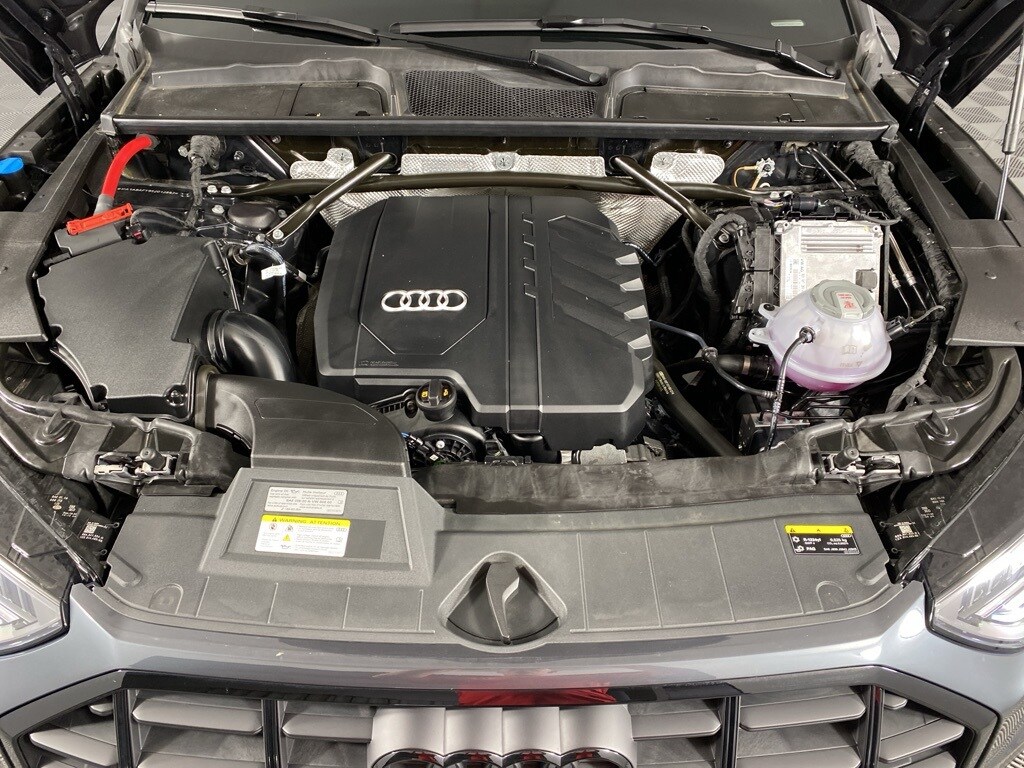 2025 Audi Q5 40 Premium photo 2