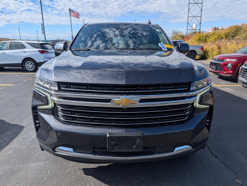 2023 Chevrolet Tahoe LT photo 2