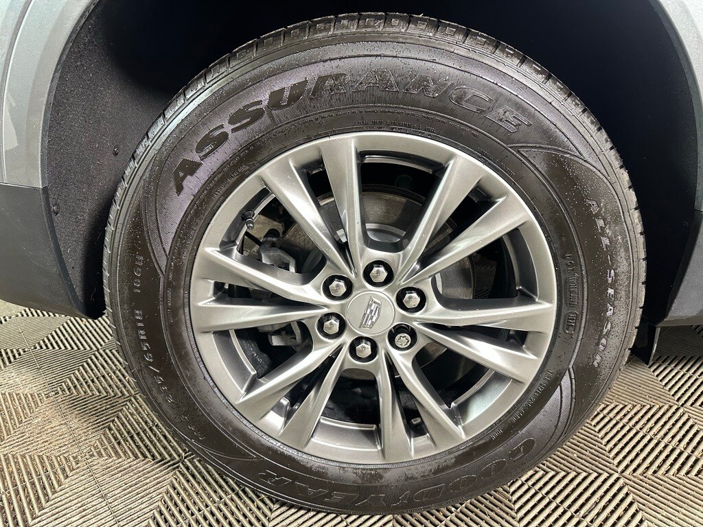 2023 Cadillac XT5 Premium Luxury photo 2