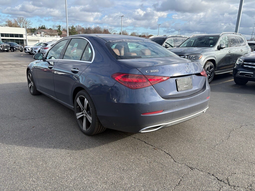 2025 Mercedes Benz C 300 4MATIC Sedan photo 4