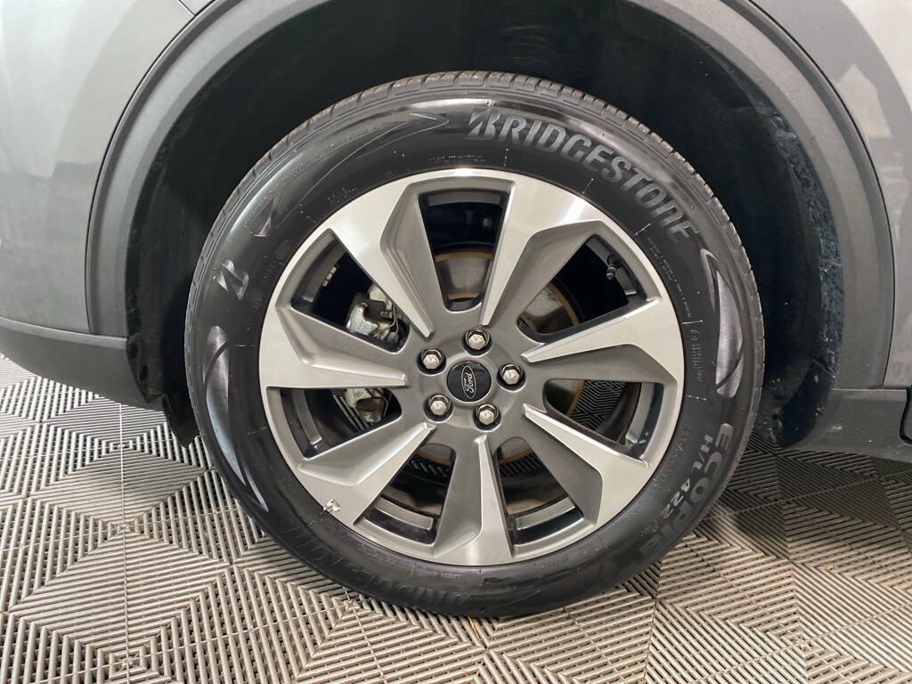 2024 Ford Escape Platinum photo 4