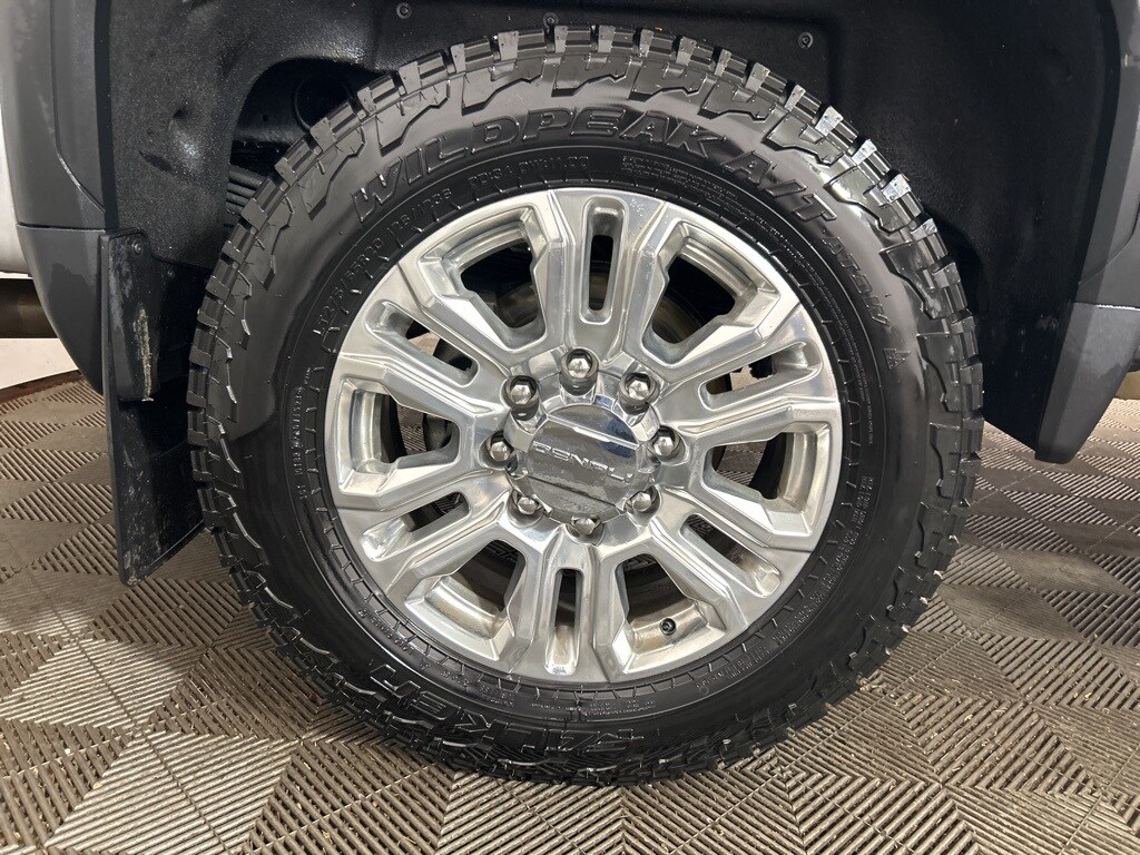 2021 Gmc Sierra 2500 HD Denali photo 3