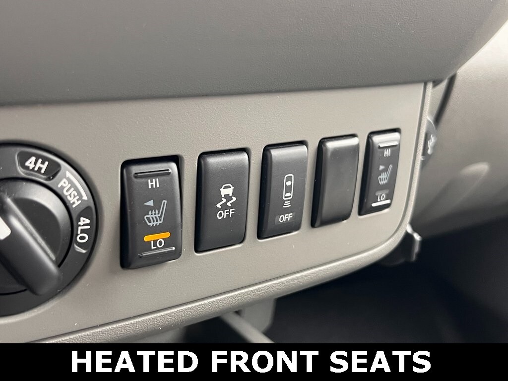 2020 Nissan Frontier SV photo 3